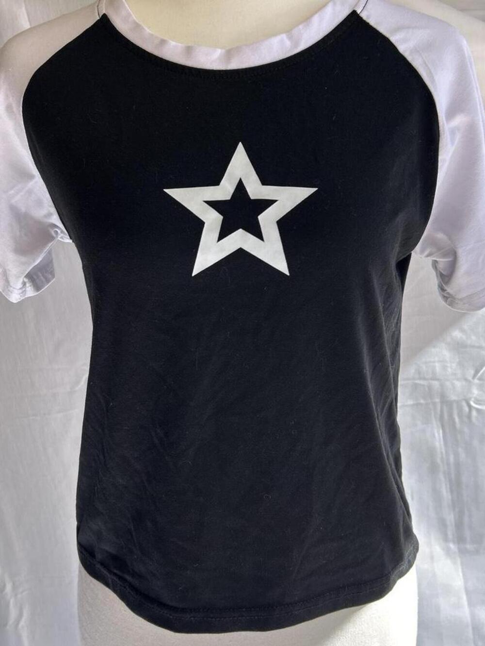 Unbranded Women's Black Tshirt